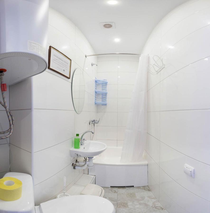 Cozy Apartment Beside Metro Yaroslava Mudroho, Universytet - Chernyshevska Str 95-6 Κχαρκίβ Εξωτερικό φωτογραφία